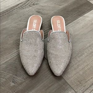 Silent D Bianca Rhinestone Flat